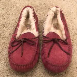 UGG Pink Slippers Woman’s Sz 8